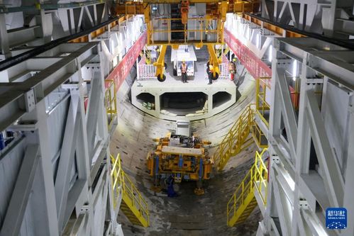 新春走基層 | 進(jìn)京大通道 春節(jié)施工不停歇，道路建設(shè)戰(zhàn)猶酣